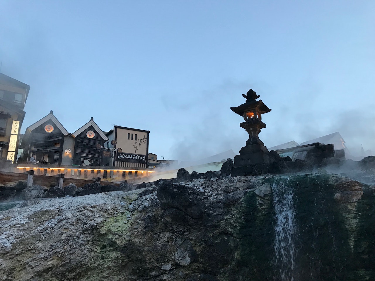 貸し切り露天風呂「雲居の湯」